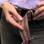 Ремень с двумя кольцами: как завязать, с какими нарядами носить